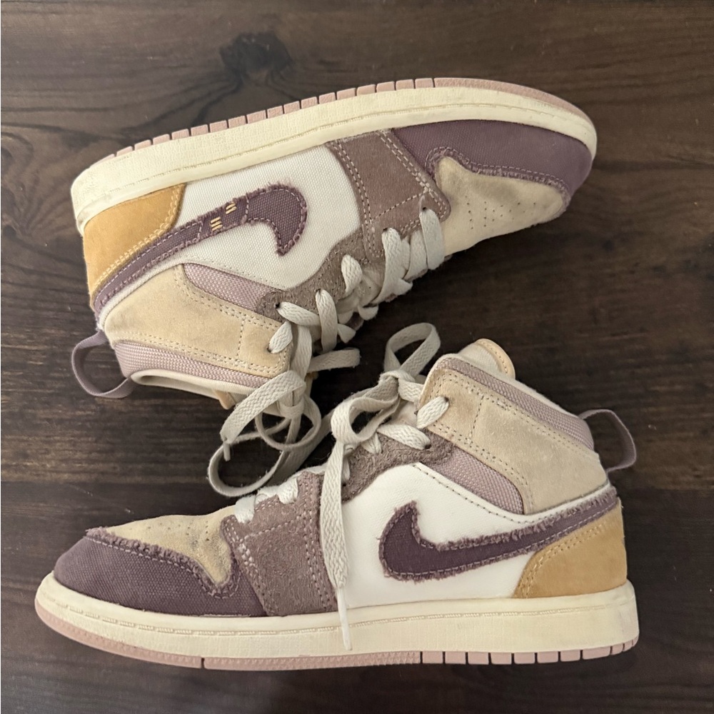 Air Jordan 1 Mid SE Craft Inside Out - Taupe Haze 2Y kids